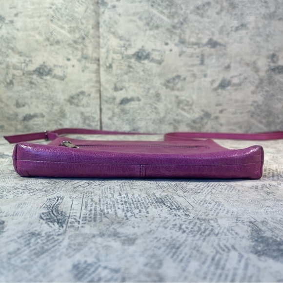 Hobo Mara Double Zipper Genuine Leather Crossbody Bag - Picture 6 of 11